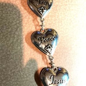 Special Hallmark Heart Strand with “Mom” charm Rear view mirror,window,ornament.